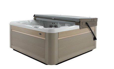 Caldera ProLift II spa coverlift