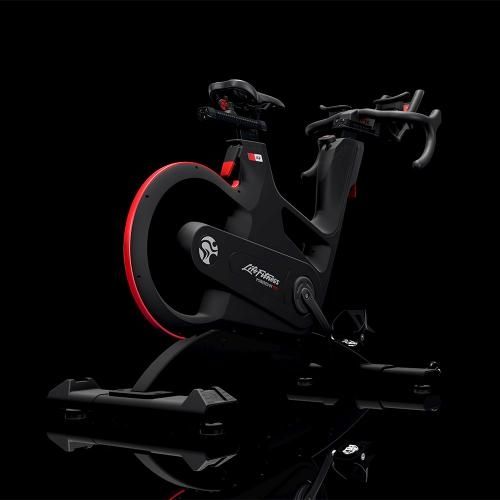 Tomahawk IC8 - Life Fitness Indoor Bike